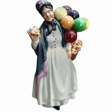 Figura de porcelana Royal Doulton "Biddy Pennyfarthing" | Bucarest Art Gallery Bucarest Art & Antiques