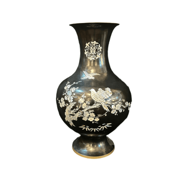 Jarrón chino contemporaneo de bronce esmaltado negro con incrustaciones de nácar Bucarest Art & Antiques