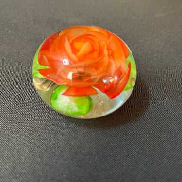 Pisapapel miniatura murano con rosa mediado s.xx Bucarest Art & Antiques