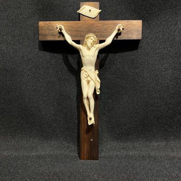 Crucifijo madera de jacarandá y Cristo de marfil circa 1920