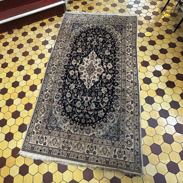 Alfombra Nain – Irán 235x120cm Bucarest Art & Antiques