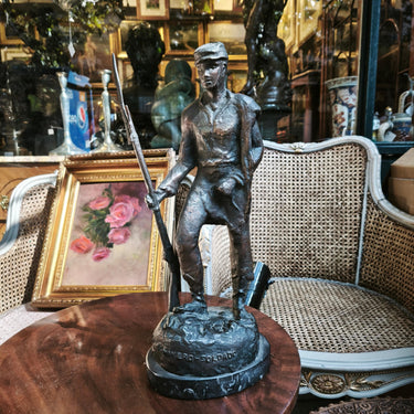 Escultura Bronce Codelco Chile 1980 'El minero soldado' Bucarest Art & Antiques