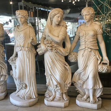 Escultura mármol - Las cuatro estaciones / invierno | Bucarest Art Gallery Bucarest Art & Antiques