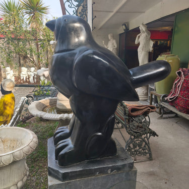 Escultura Pájaro estilo Botero en mármol Bucarest Art & Antiques