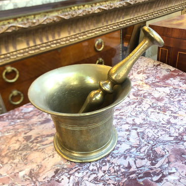 Gran Mortero de bronce Bucarest Art & Antiques