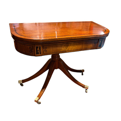 Mesa de juego francesa caoba rubia satinada fileteado de marquetería Bucarest Art & Antiques