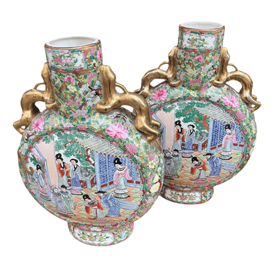 Par de jarrones gourd en porcelana chinos famille rose Colección Exclusiva