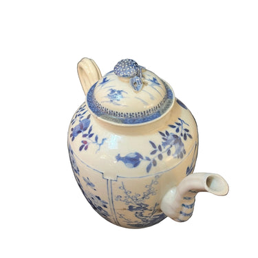 Tetera china de porcelana diseño floral pintado a mano Bucarest Art & Antiques