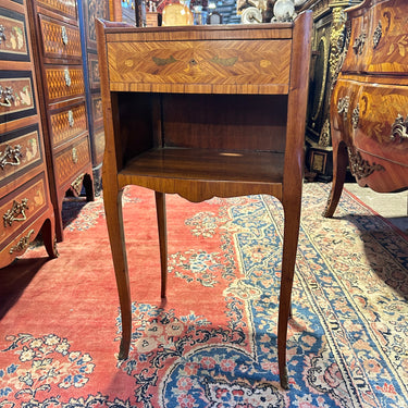 Velador Luis XV marquetería falso cajón Bucarest Art & Antiques